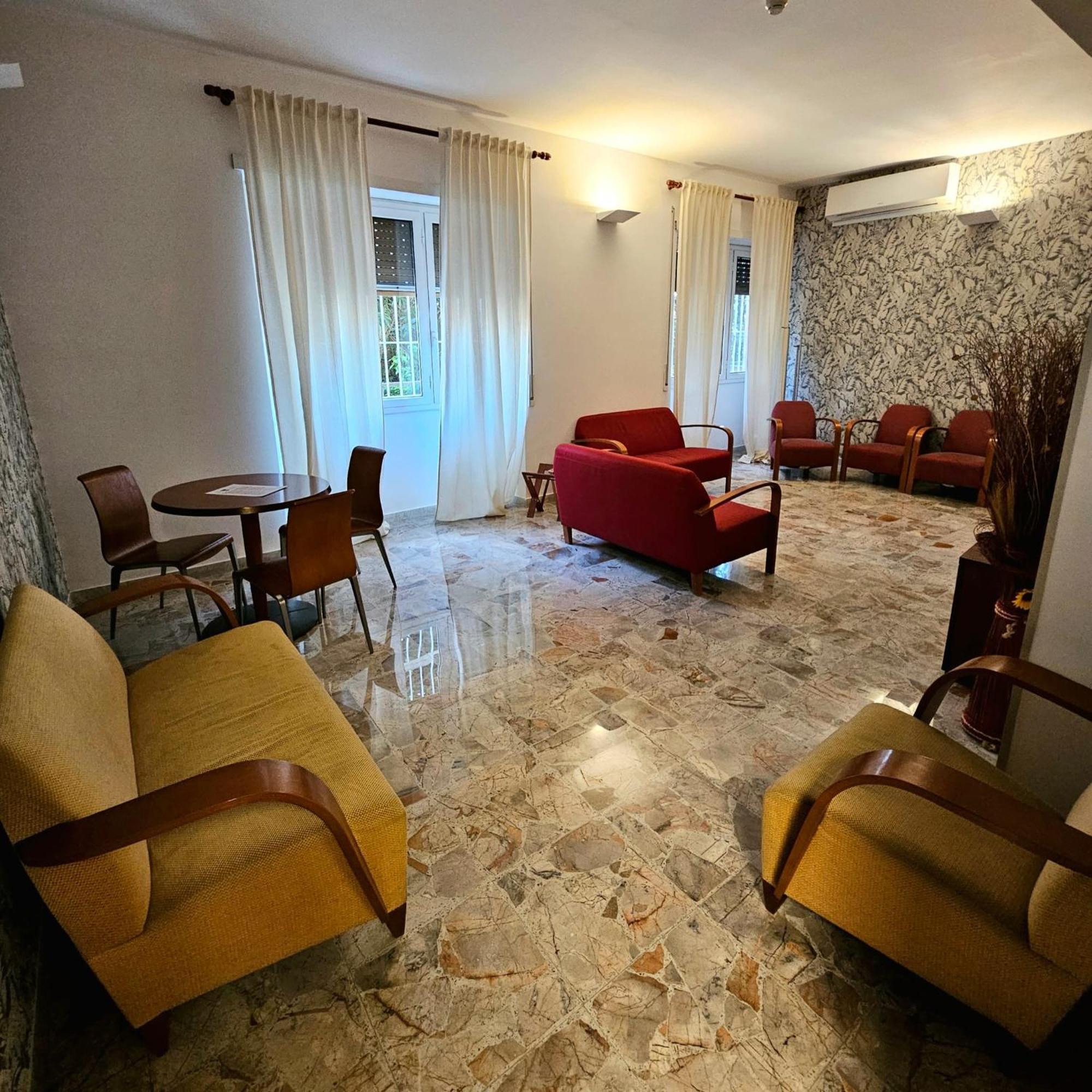 La Casa Di Nazareth Hotel Rome Exterior photo