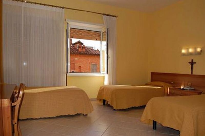 La Casa Di Nazareth Hotel Rome Exterior photo
